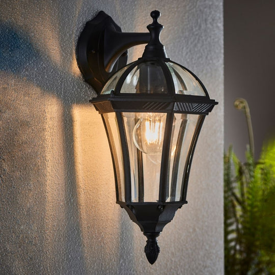 Traditional Black Outdoor Wall Lantern Light