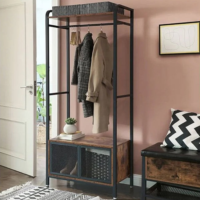 Retro Style Open Wardrobe with The Urban Mill